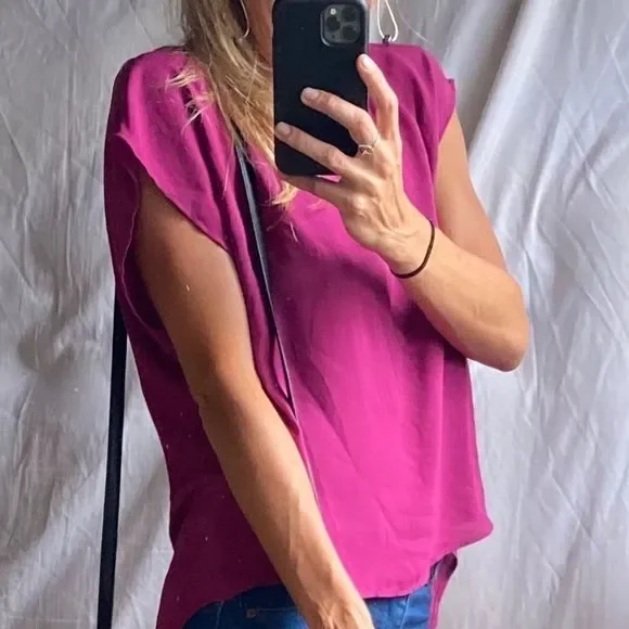 COPY - RO & DE FLOWY MAGENTA BLOUSE SIZE SMALL - Picture 8 of 8
